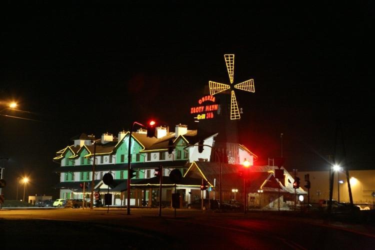 Hotel Złoty Młyn Majków Piotrków Trybunalski Exterior foto