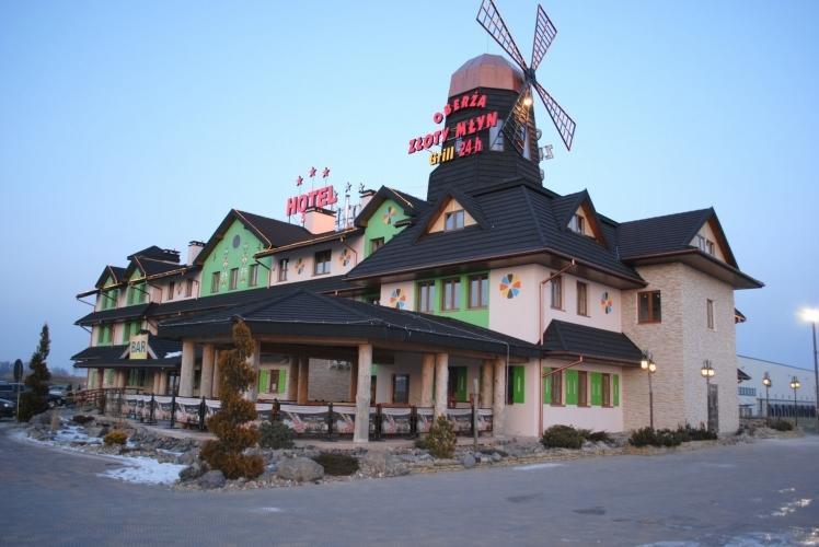 Hotel Złoty Młyn Majków Piotrków Trybunalski Exterior foto
